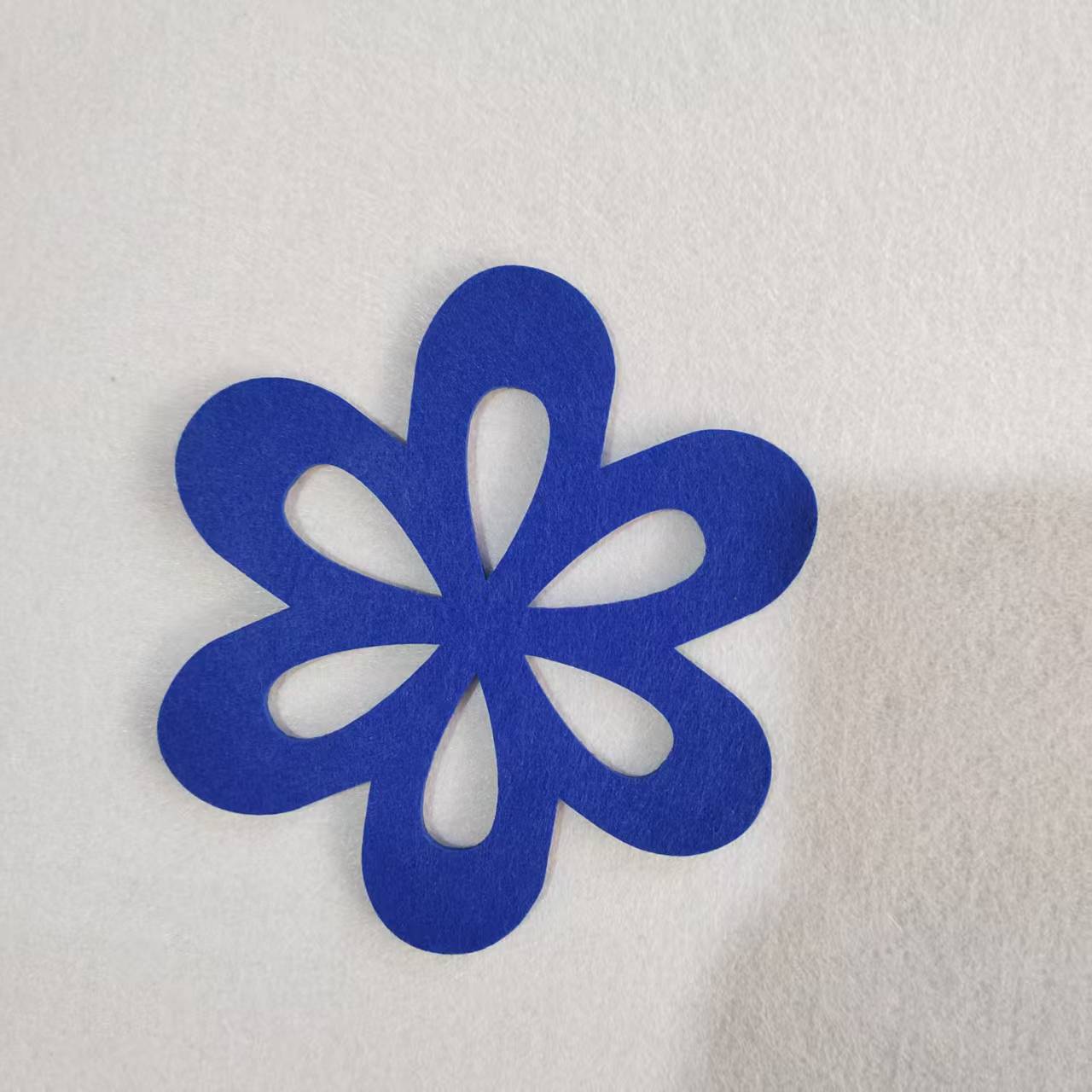 파란색