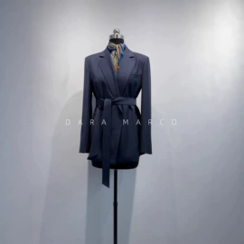 女式毛呢外套;休闲裤;女式羊绒外套