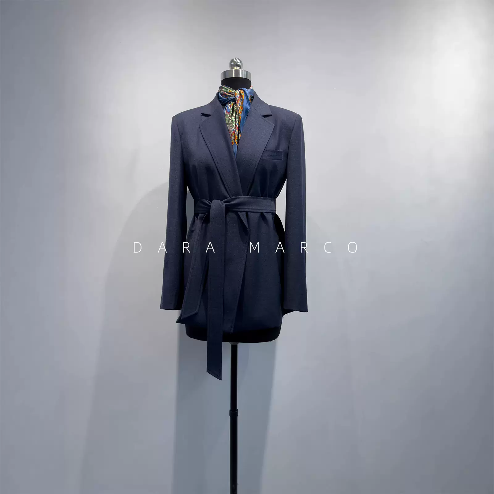 重磅集团220S精纺全羊毛M家5K+藏青系带小西装收腰通勤西服26春夏