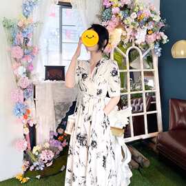 白色碎花连衣裙女2025夏新款气质收腰高端精致法式茶歇小个子长裙