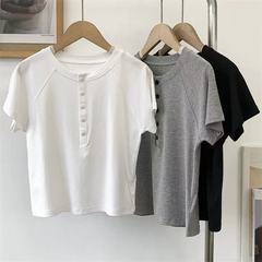 大衆デザイン感夏の新型百合修身tシャツ女性半袖独特の短いボタン上着insブーム