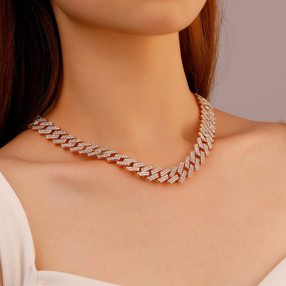 European and American Cross-Border Cuban Double-Layer Necklace Big Butterfly Female Stylish Exaggerated Full Diamond Necklace Popular Accessories High-End