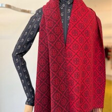 秋冬季复古老花羊毛混纺保暖防风超大围巾外搭披肩两用女长方防寒