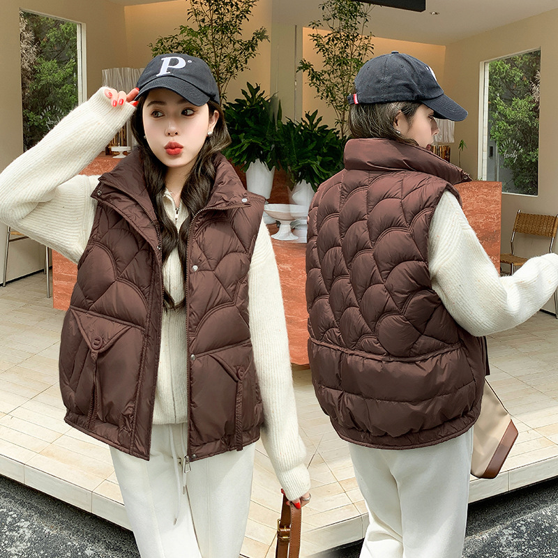 2024 invierno nuevo chaleco de algodón coreano corto para mujeres delgado engrosado y delgado clip de caballo escolares hombro de algodón image 1