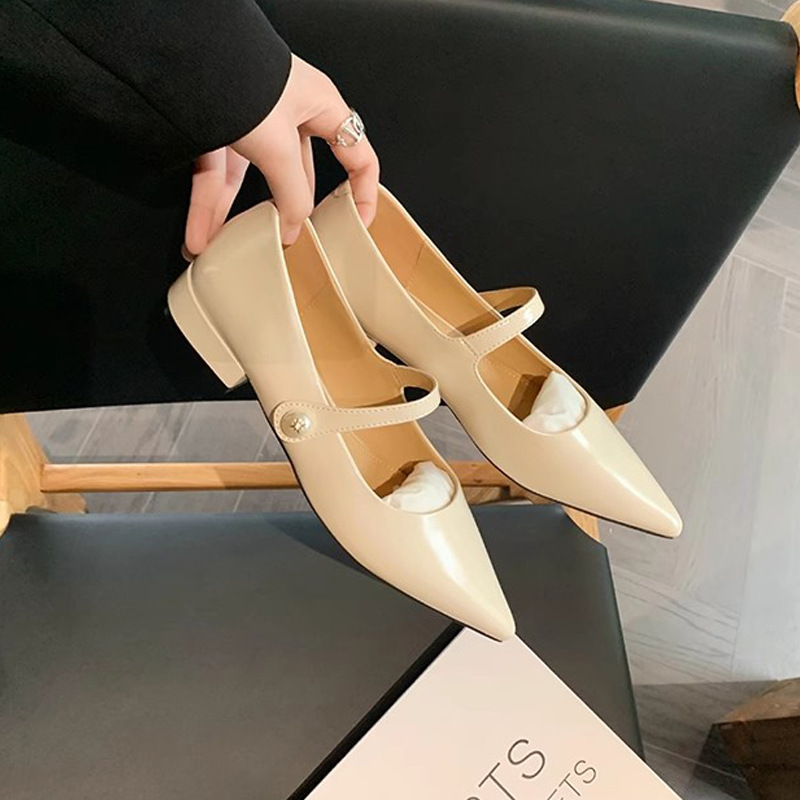 Uva mamá primavera nuevo francés retro dedo del pie puntiagudo boca baja tacón grueso zapatos de una sola capa Mary Jane zapatos de mujer