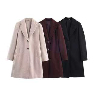ZA�羳�W�����QŮ�b���uͨ�����＾���s�ٴ��L��ë�ش����غ�ɫ�o