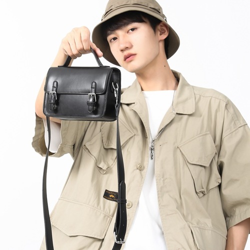 Cross-border crossbody bag men's niche design trendy brand small square bag new 2024 fashion shoulder bag men's texture bag