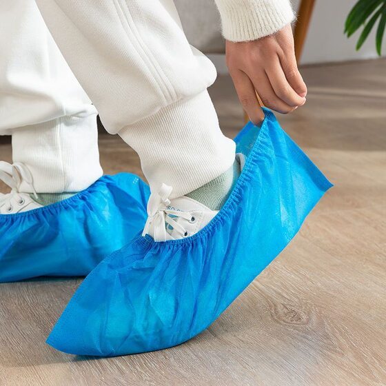 Disposable non-woven shoe cover thickened breathable foot cover wear-resistant non-slip dustproof anti-static full box wholesale