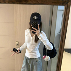 【210克40支精棉1*1】辣妹V领纽扣正肩长袖T恤女秋季设计白色上衣