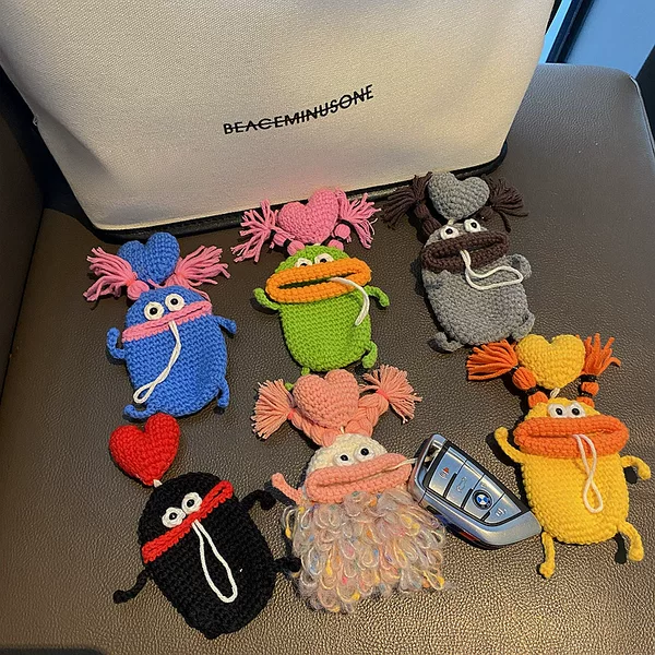Cute Internet-Famous Car Key Cover Bag Buckle for Women, Suitable for Audi, Bmw, Mercedes-Benz, Volkswagen, Buick, Honda, Knitted Pendant