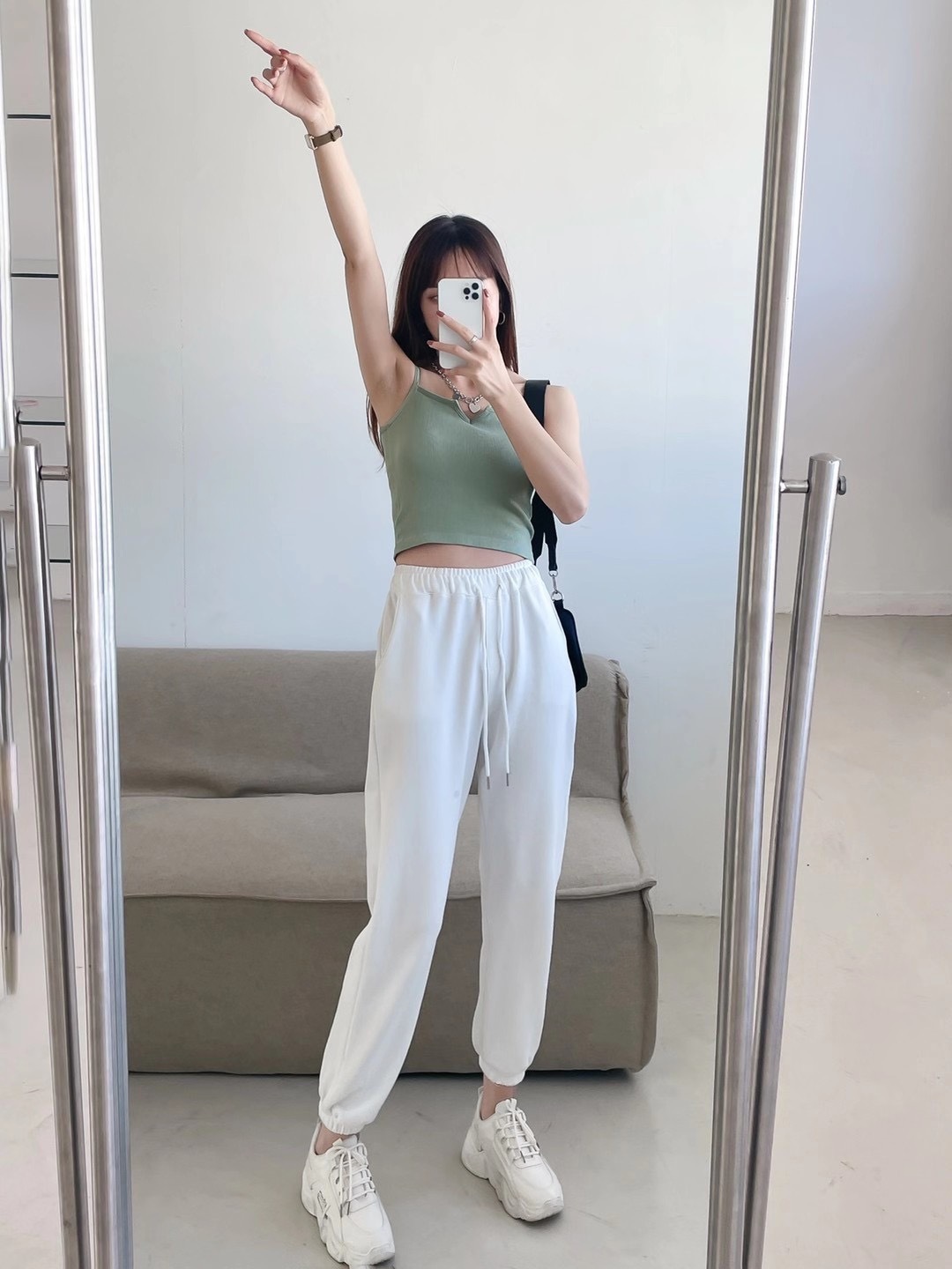 Nuevo estilo de la belleza de nuevo pequeño cuello en V camisola versátil desgaste exterior superior americano nicho estudiante fijo Copa ropa interior