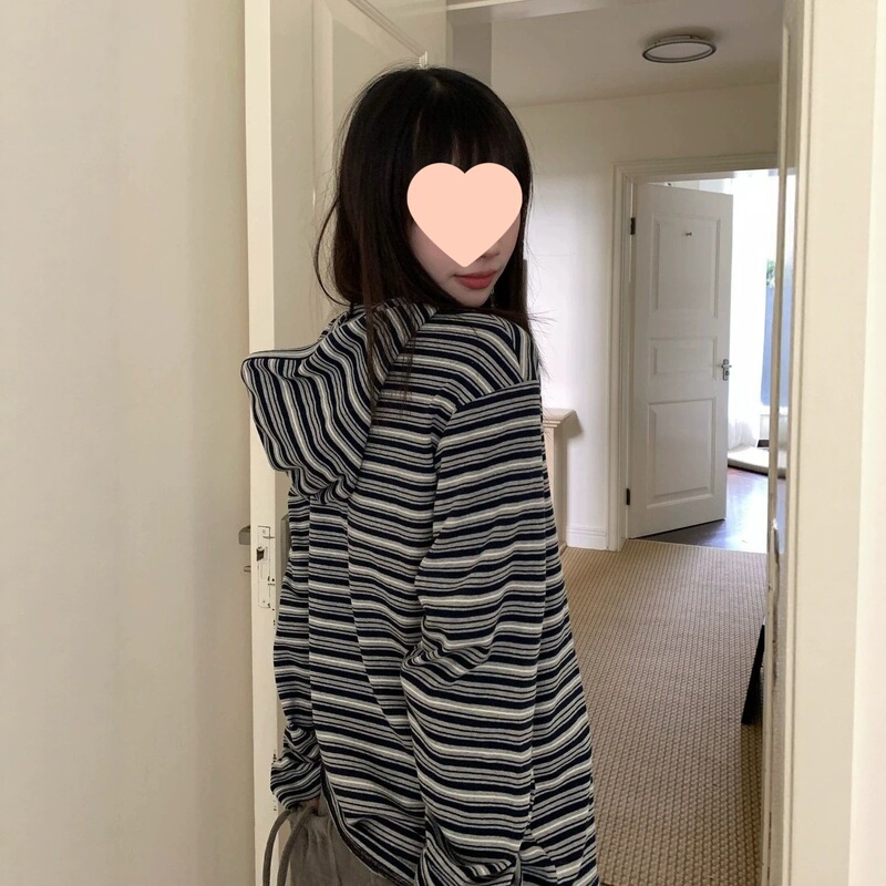 Wear this! !【Striped Hoodie】Korean-style campus long-sleeve shirt, a super popular and warm top for women in autumn and winter Wear this! !【Striped Hoodie】Korean-style campus long-sleeve shirt, a super popular and warm top for women in autumn and winter