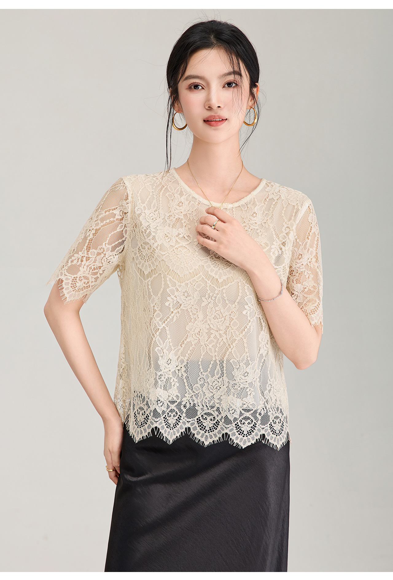 Áo thun nữ cổ tròn tay ngắn ren viền cổ phong cách Pháp — màu đen chi tiết 15