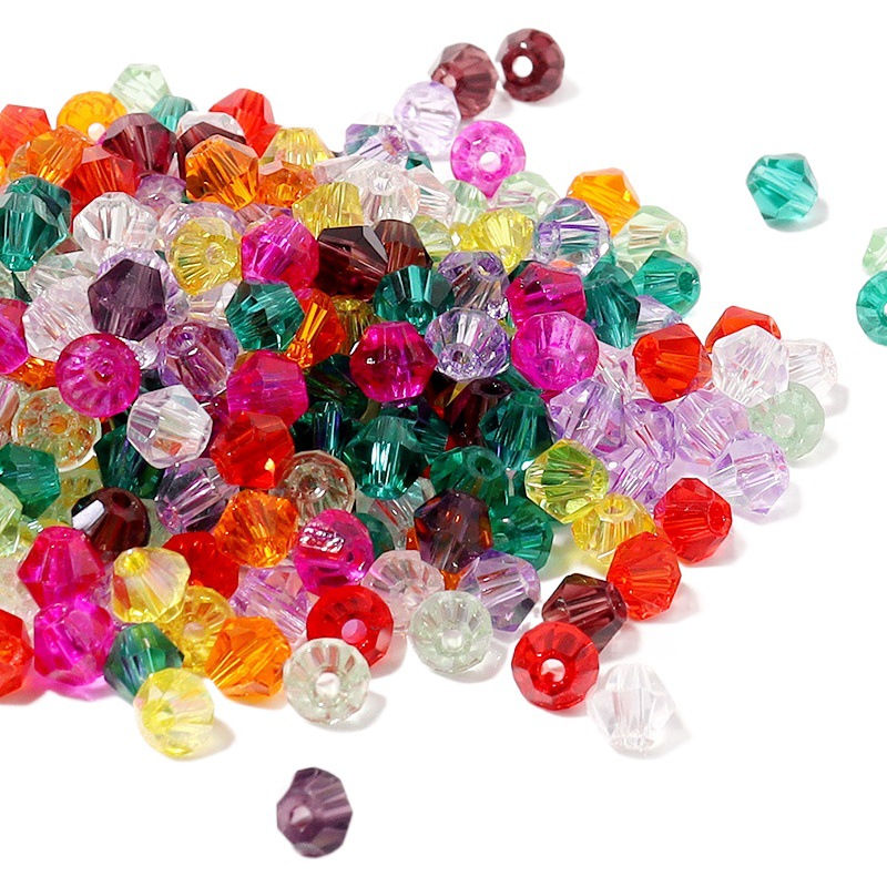 Venta caliente de Europa y América 24 rejilla 4mm cristal corte cuentas puntiagudas caja DIY pulsera accesorios ropa traje al por mayor