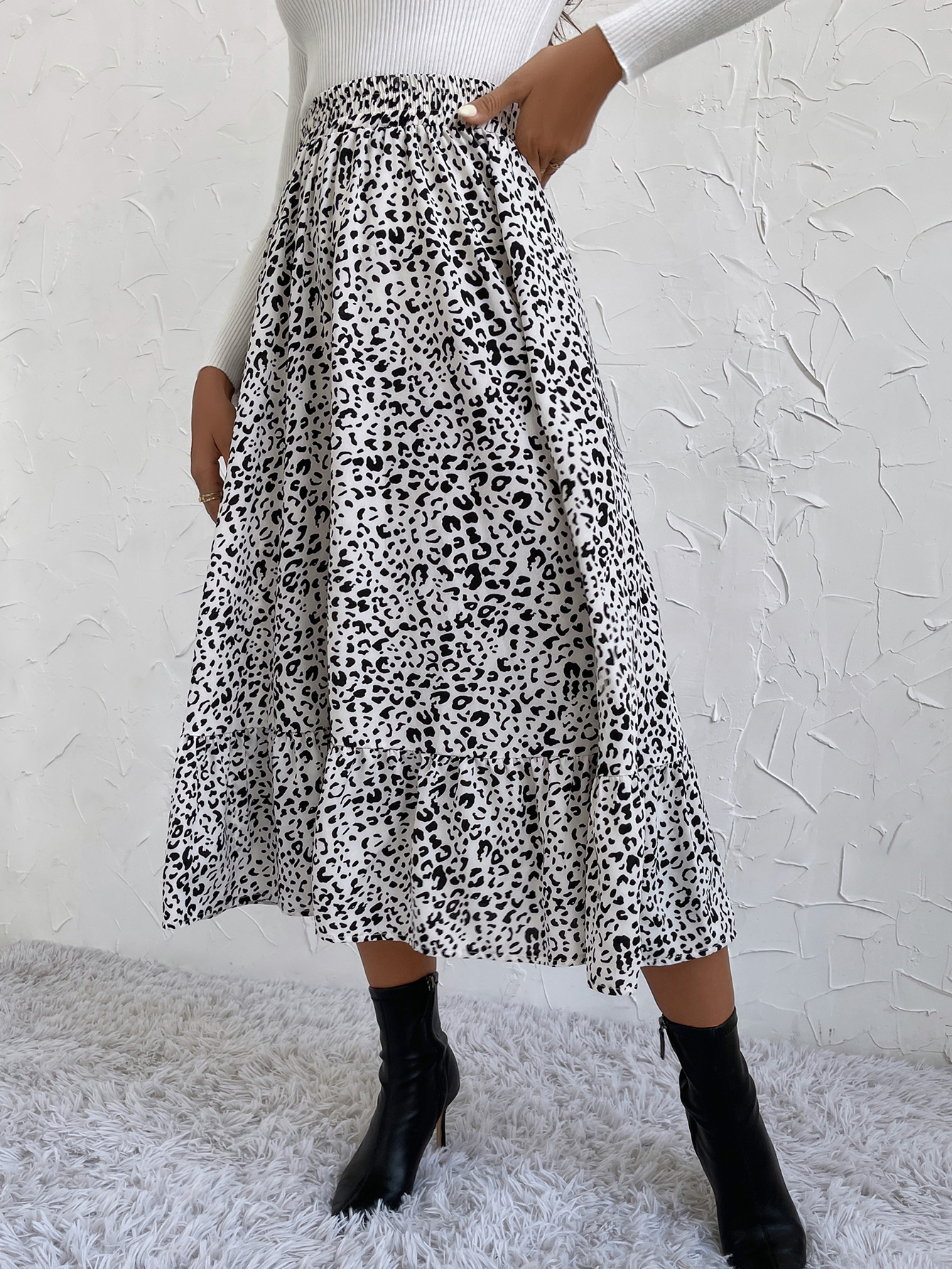 182g Weight Midi Dress Dress Length Type Skirt Dresses Type Spandex, Polyester Fabric Type High Waist Waist Line Inelastic Elasticity Holiday, Daily Occasion Regular Fit Fit Type Ditsy Floral, Leopard Pattern Spring, Autumn Season Women's Gender Casual, Streetwear Style Spring Autumn Casual Streetwear Ditsy Floral Leopard Spandex Polyester Midi Dress Skirts 7