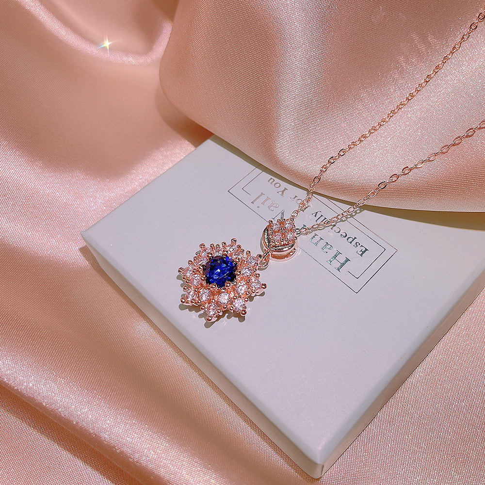 2021 nuevo conjunto de tres piezas de ZIRCON copo de nieve colgante collar pendientes anillo femenino ins traje de joyería de temperamento de moda