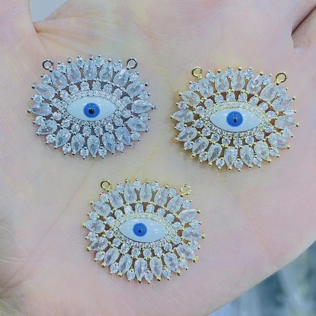 Unisex Gender Plating Design Simple Micro-encrusted Zircon Eye Pendent Copper Collarbone Chain Wholesale