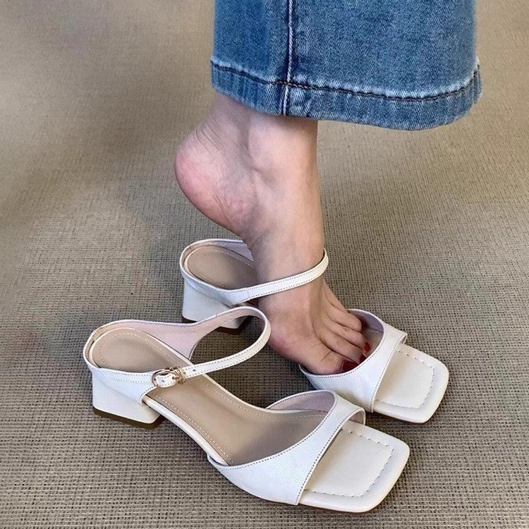 Comfortable Single Strap Sandals Square Toe Chunky Heel Shoes_voghion.com