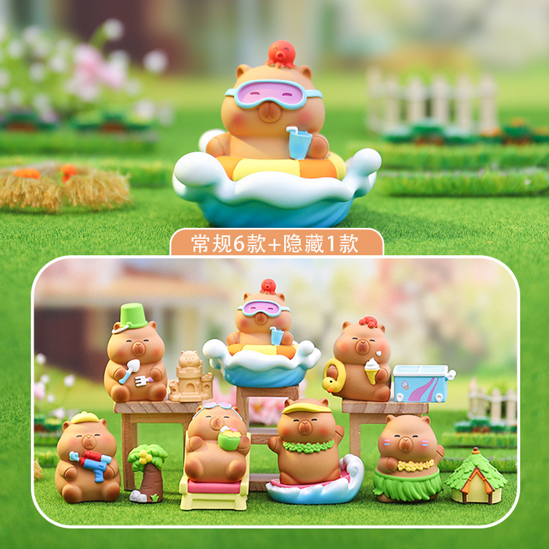 麦門の豚のブタの子供のブラインドの箱は無邪気でかわいいカピバラの子供の手でテーブルの装飾の子供のおもちゃの贈り物をします。