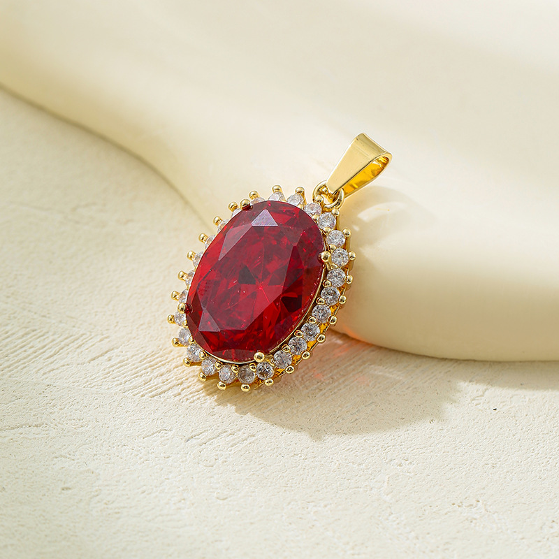Collar de alta sensación oval de zircon rojo nicho diseño ligero de lujo estilo simple fresco collar de alta sensación