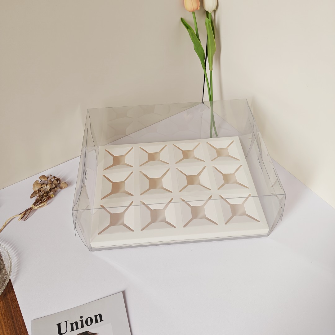 Se introducen 12 granos en el lado de la Caja de vasos transparentes - blanco cuadrado; Pet transparente