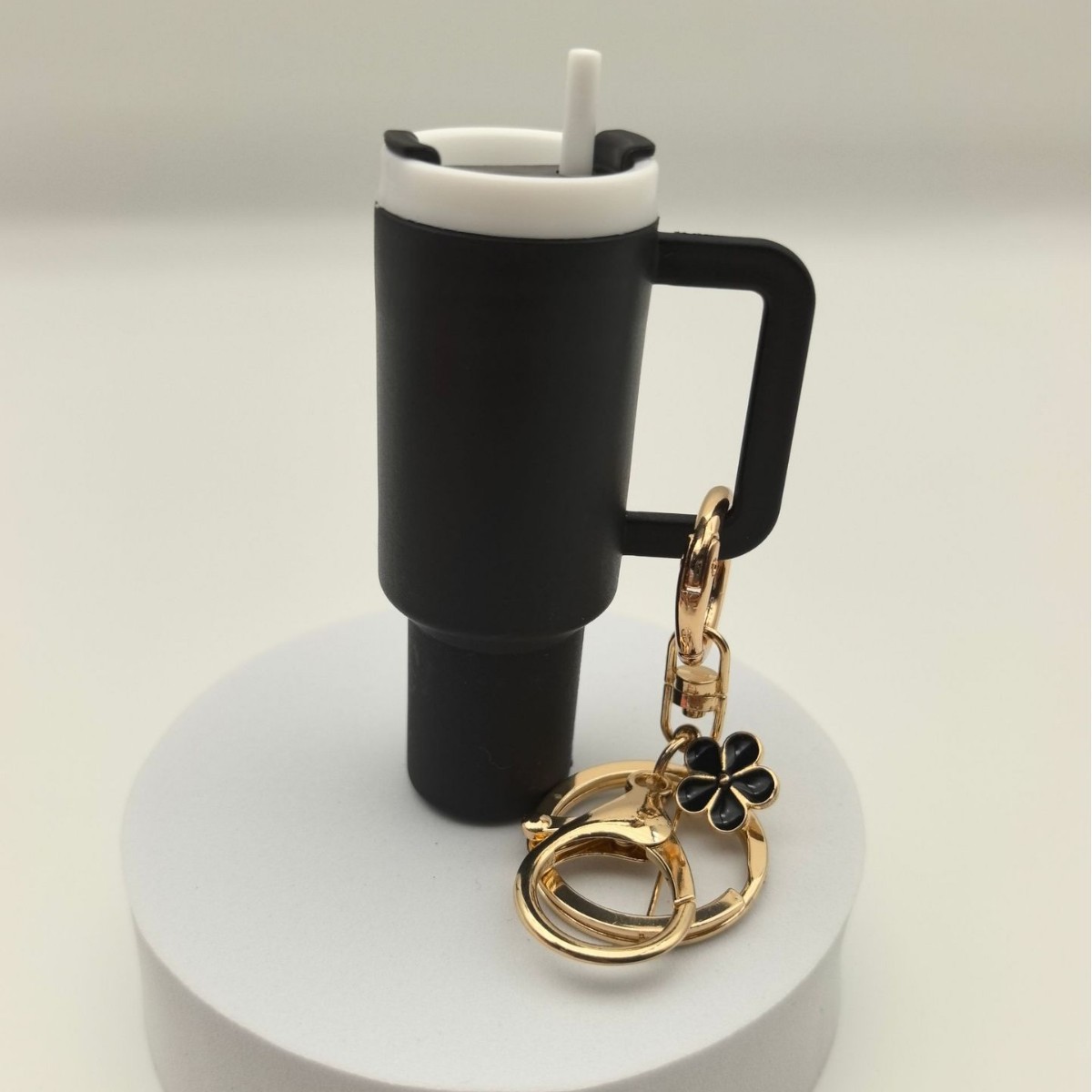 Nuevo producto transfronterizo Mini Stanley Llavero de Stanley Plum Blossom, flores, accesorios de encanto exclusivos