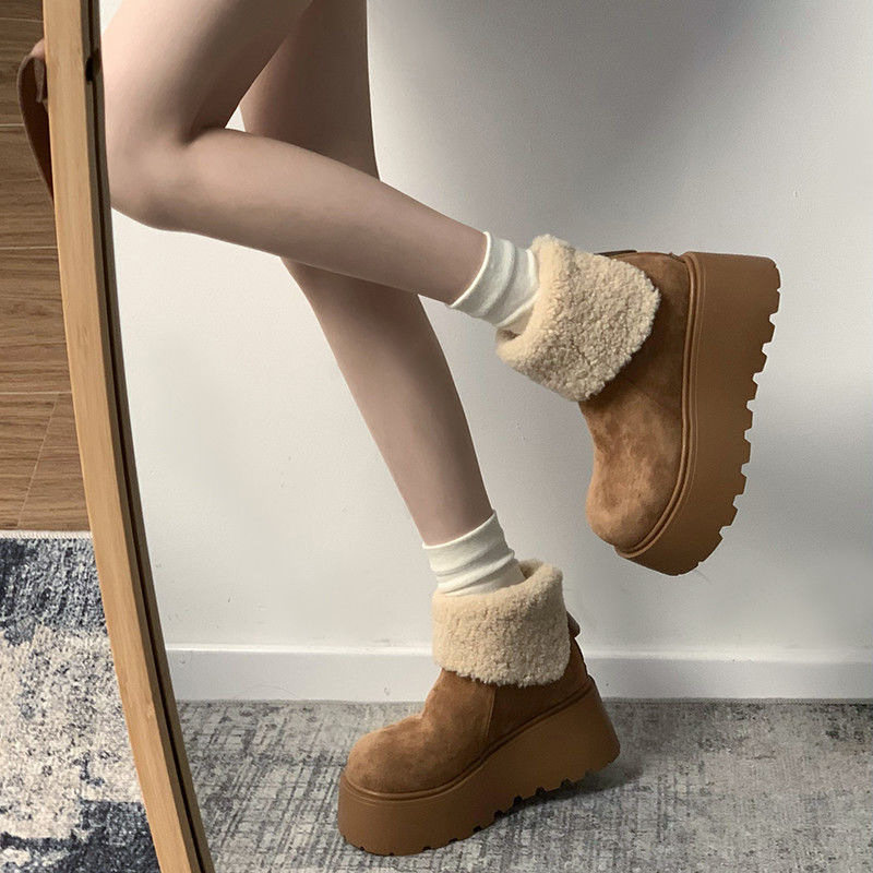 Moda universal botas de algodón para mujeres 2025 invierno calentamiento de suela gruesa con muffin de algodón para aumentar la altura de las botas de nieve de moda