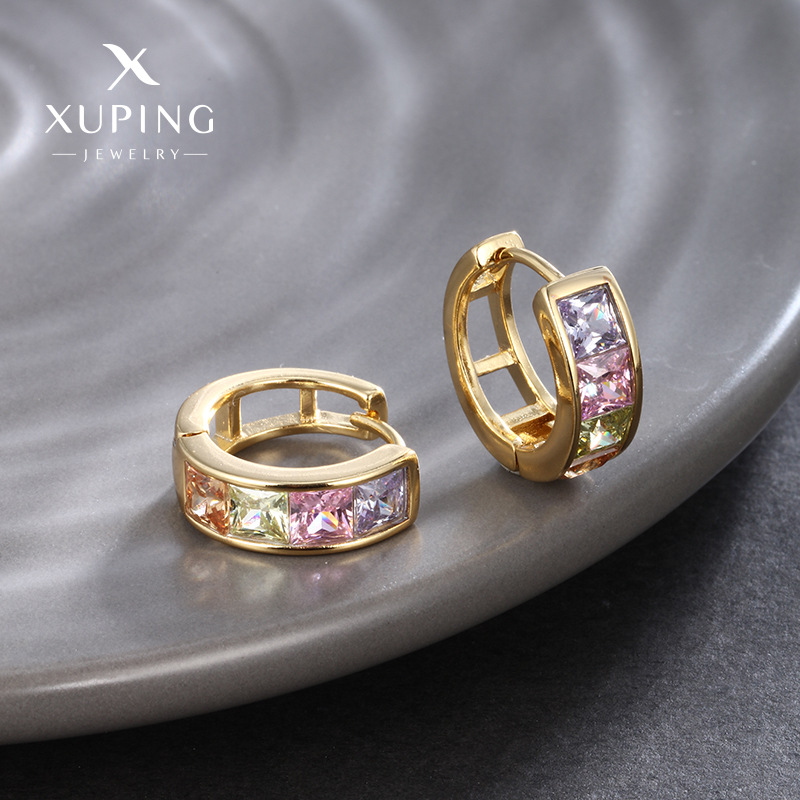 Joyas Xuping Pendientes cuadrados con incrustaciones de circonio Pendientes Pendientes de moda temperamento chapado en oro de 24K Pendientes de celebridades de Internet mujeres