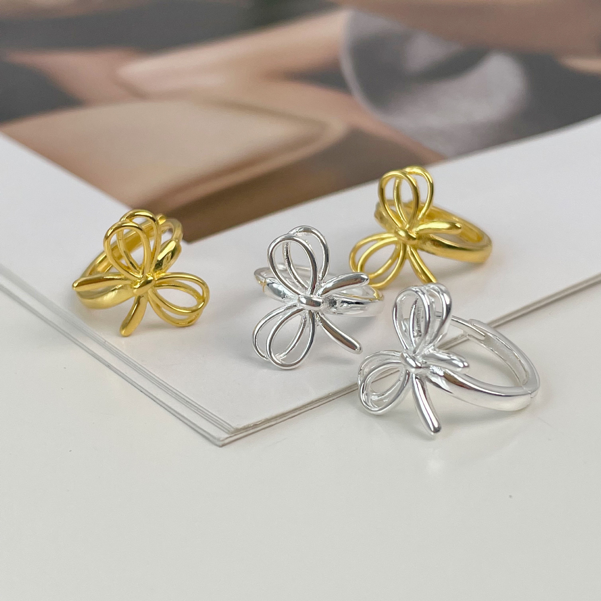 Saiina tiro real Corea del Sur Corea estilo coreano nicho 925 plata esterlina mariposa oreja hebilla de las mujeres simple moda ins estilo pendientes