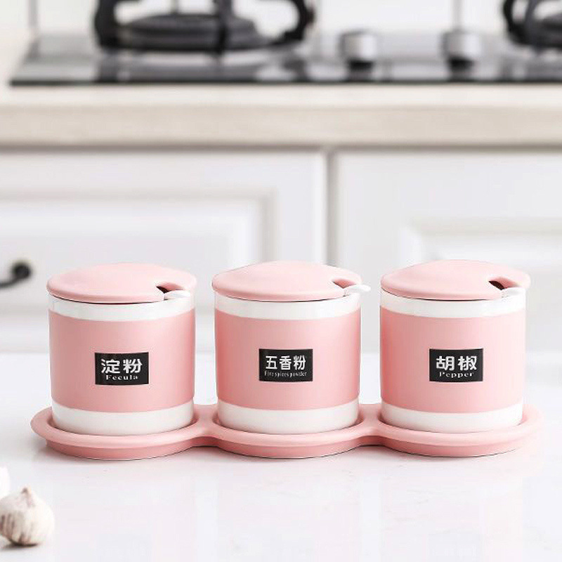 Cubierta de cerámica de cuerpo recto rosa tres latas + bandeja de cerámica + cuchara