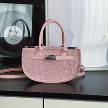 �μ�б����|�Еr��С��������������¿��K����¿�ͨ��Ů��