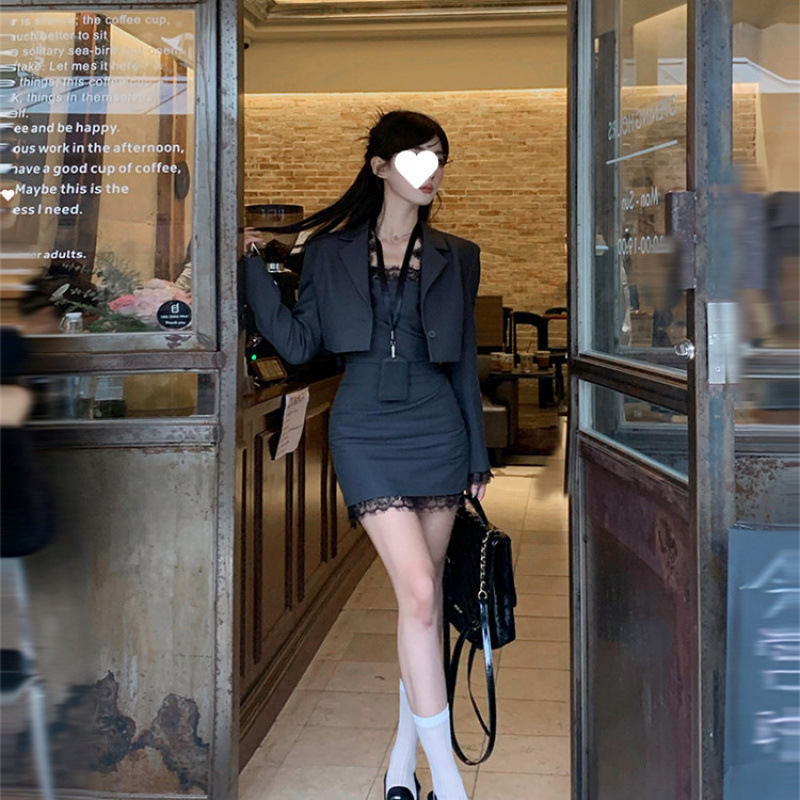 巴比姨黑色西装外套女早秋高级感复古休闲小个子外搭吊带裙套装|undefined