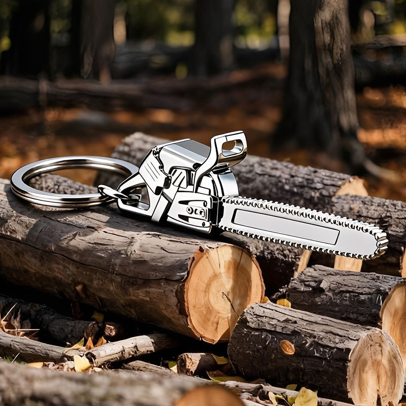Metal Chainsaw Keychain Custom Creative Chainsaw-Shaped Pendant Outdoor Style High-Value Bag Accessory Small Gift Metal Chainsaw Keychain Custom Creative Chainsaw-Shaped Pendant Outdoor Style High-Value Bag Accessory Small Gift