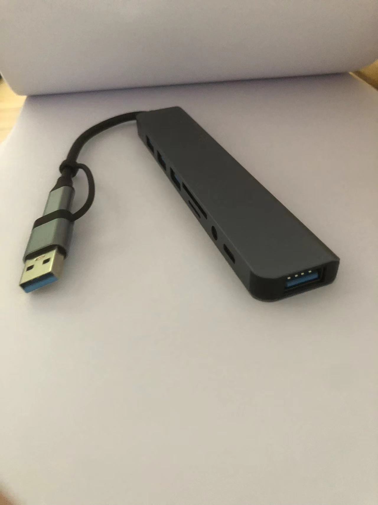 TYPE-C çift uçlu sekizi bir arada yerleştirme istasyonu usb3.0 yüksek hızlı iletim hub çok fonksiyonlu hub yerleştirme istasyonu