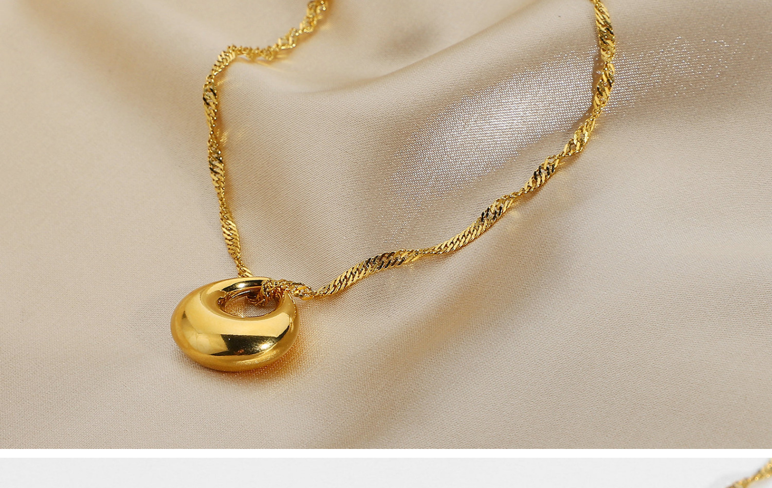 simple gold drop pendant 18K stainless steel necklacepicture4