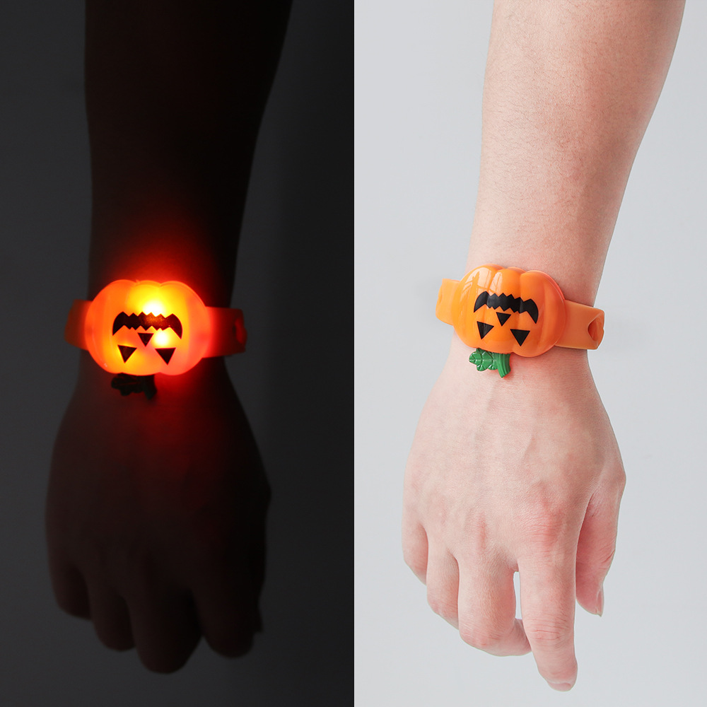 Halloween luminoso anillo plástico calabaza luz anillo murciélago cráneo anillo niños truco anillo de juguete