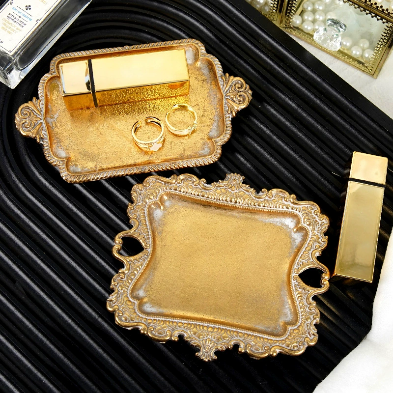 Высококачественный лоток для хранения ювелирных изделий для гостиной, простой и стильный лоток для украшения рабочего стола, металлический лоток в роскошном стиле в стиле ретро.