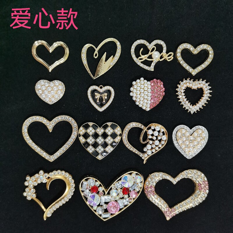 Fashionable and Simple Rhinestone Heart Style Alloy Electroplating Mobile Phone Case Beauty Material Versatile Shoe Accessories Factory Source Fashionable and Simple Rhinestone Heart Style Alloy Electroplating Mobile Phone Case Beauty Material Versatile Shoe Accessories Factory Source
