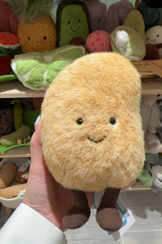 小さくて楽しい桃、桃のような柔らかいぬいぐるみ、人形、かわいい誕生日プレゼント|undefined
