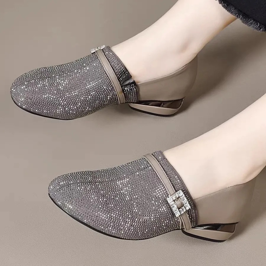 2026 nuevo verano para usar zapatos de mujer de alta calidad con suela suave, zapatos de moda con tacón pequeño, zapatos de moda superfluos