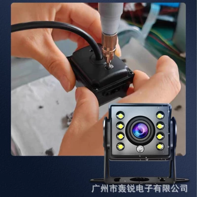 Large truck reversing image Car display