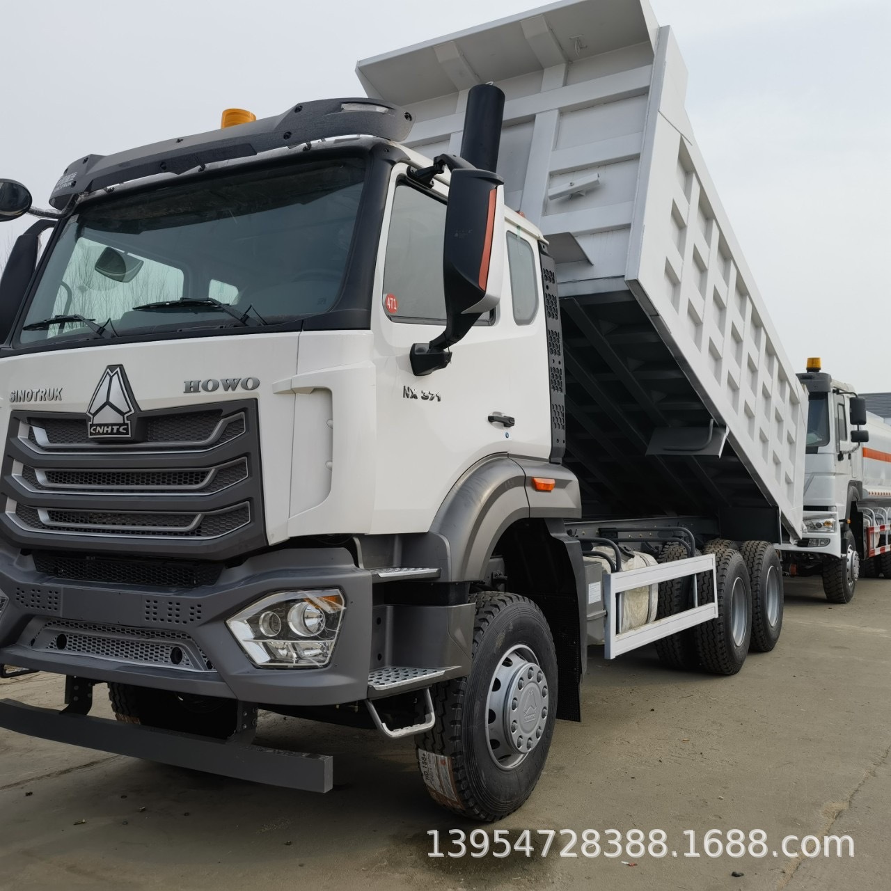 Used Sinotruk Dump Truck for Sale, Rear Eight-Wheel Dump Engineering Vehicle, Used Rear-Turn Howo Transport Export Vehicle