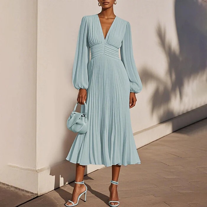 Plus-Size Dress, New Foreign Trade Women's Clothing, Amazon Sexy Pleated V-Neck Long-Sleeve Chiffon Dress