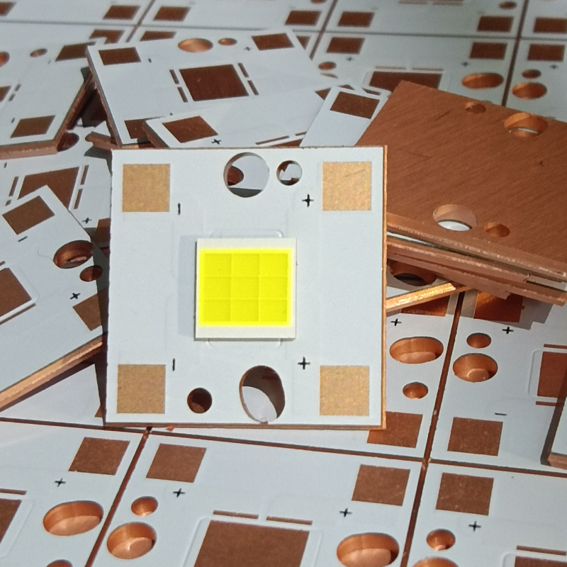 72WハイパワーLED 7070平面電球9V 7000mAハイライトライト電球7070電球銅基板|undefined