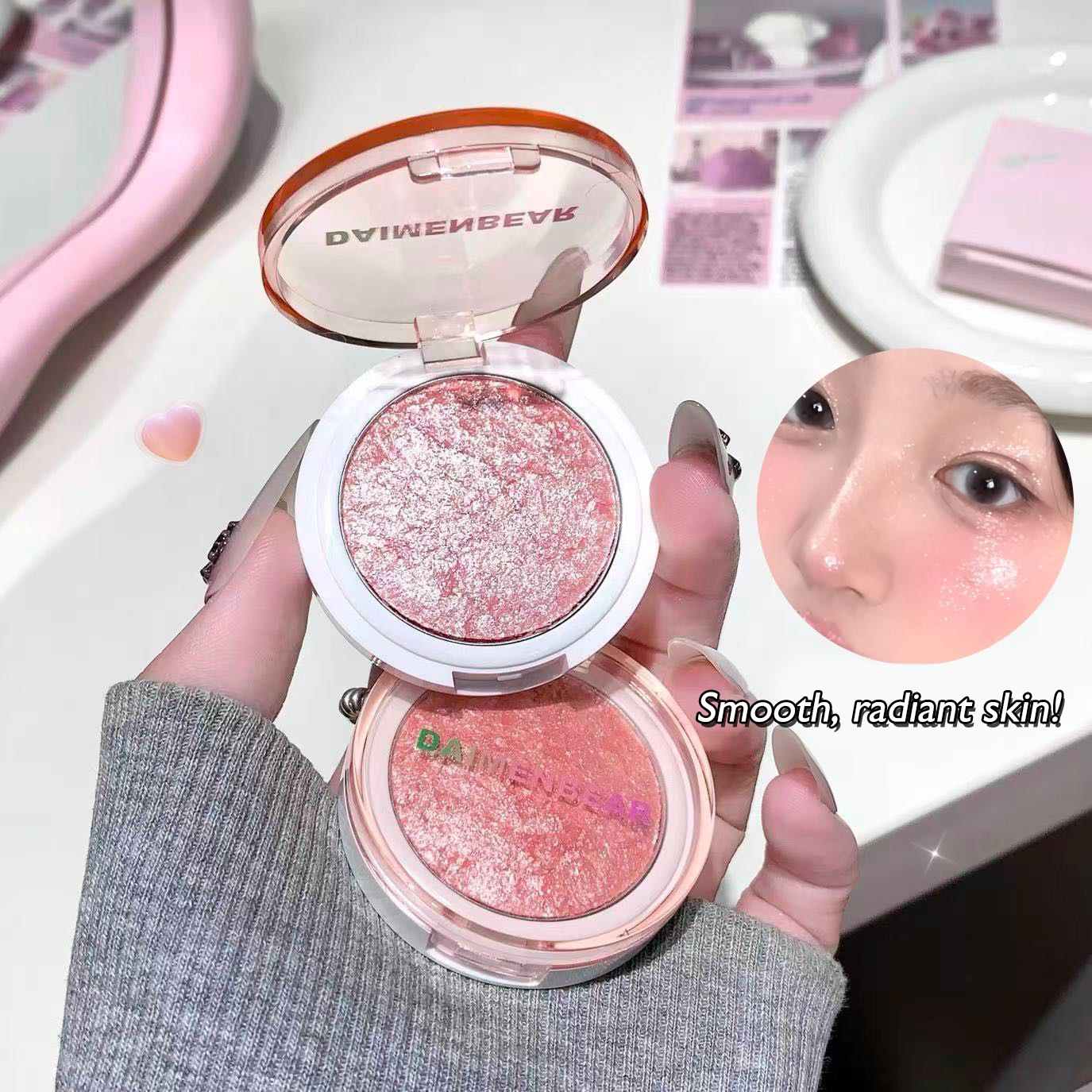 Cross-Border Daimenbear Clear and Shiny Highlighter Disc Water-Glossy Clear Mashed Potato Texture Facial Stereo Makeup