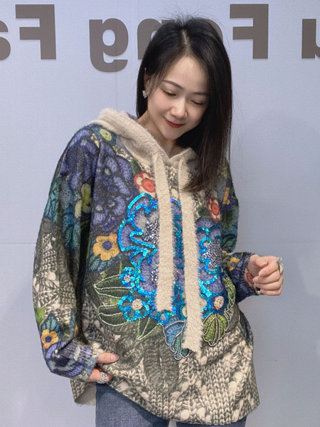 Capacious winter waterproof sweater