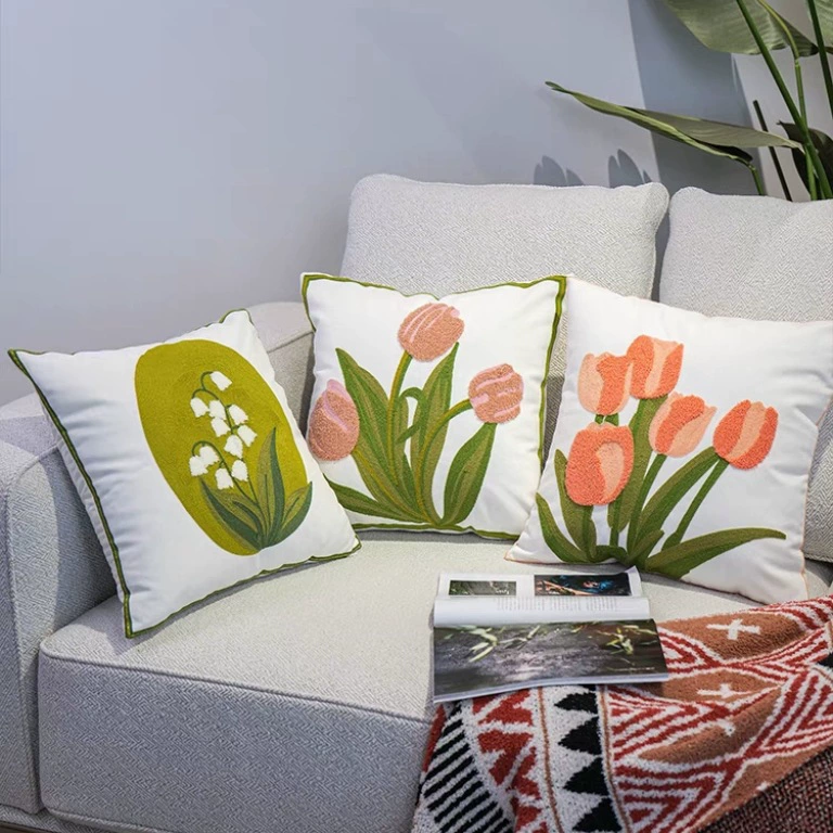 Fresh pillow, cream square small pillowcase solar-powered for bed, flowered