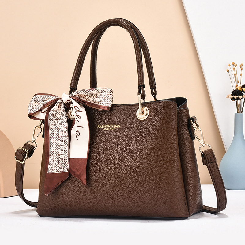 Bolsa de mano bolsas de mediana edad bolsas de mujeres bolsas de hombro bolsas de comercio exterior accesorios bufandas de seda decentes bolsas de fábrica de Taizhou