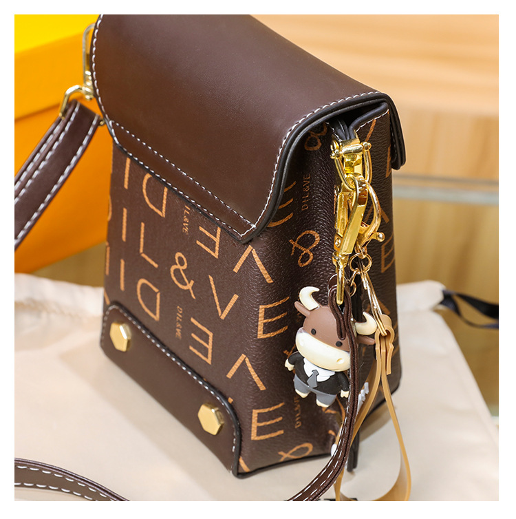 Piccola borsa a tracolla quadrata da donna borsa a spalla alla moda_voghion.com