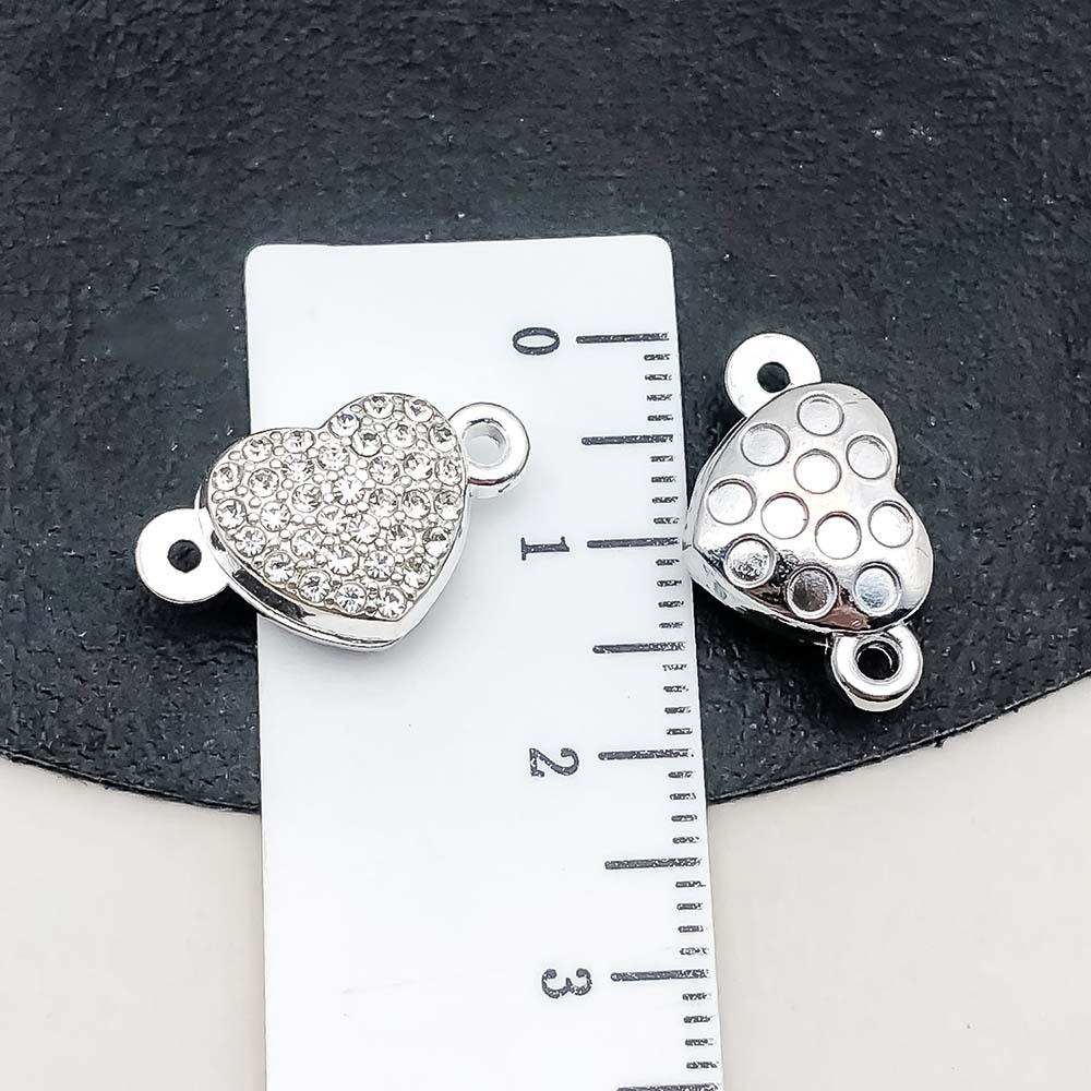 1 white K-point diamond heart-shaped magnet buckle 11*18mm-3.3g-19861